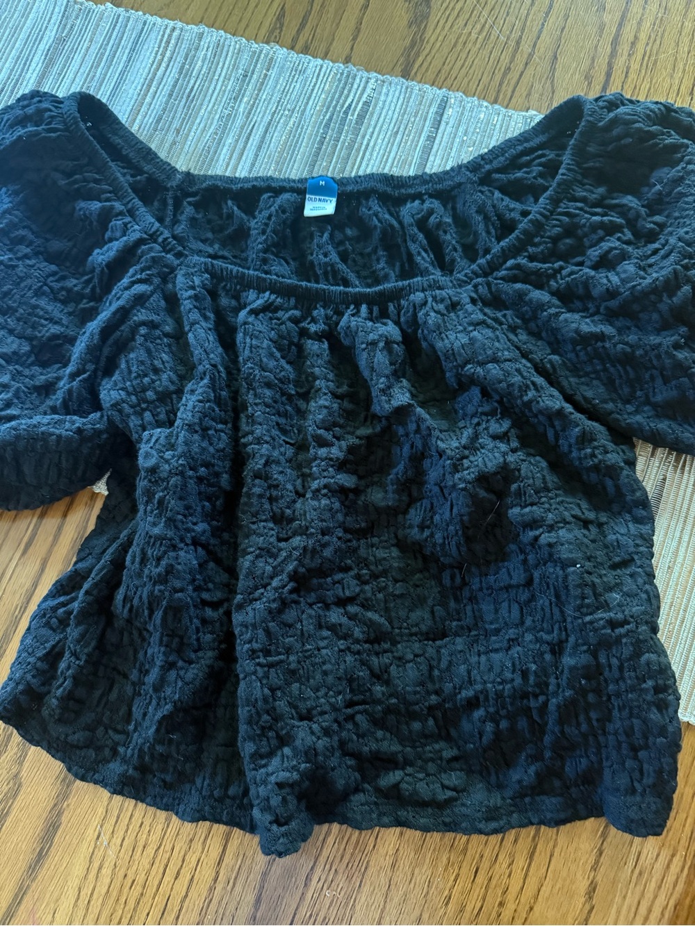 Old Navy short sleeve size Medium in black